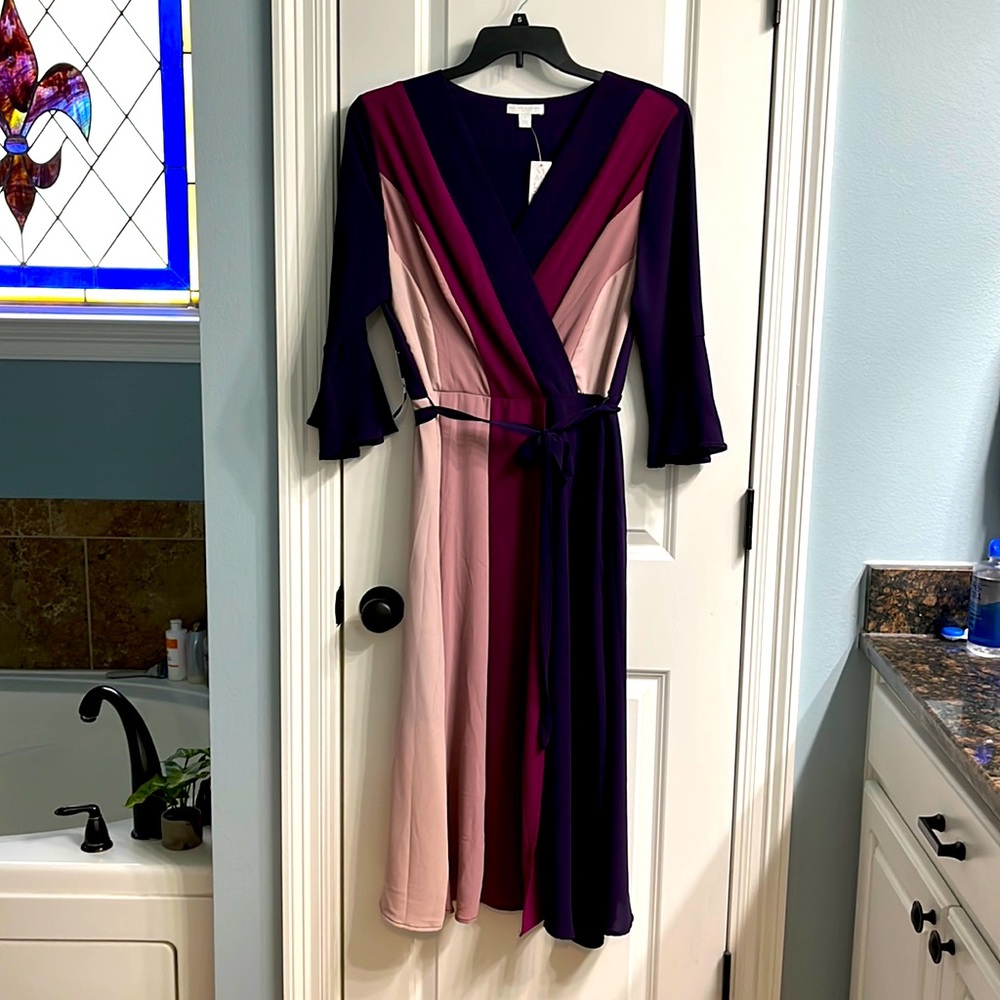 Retro look purple tone dress